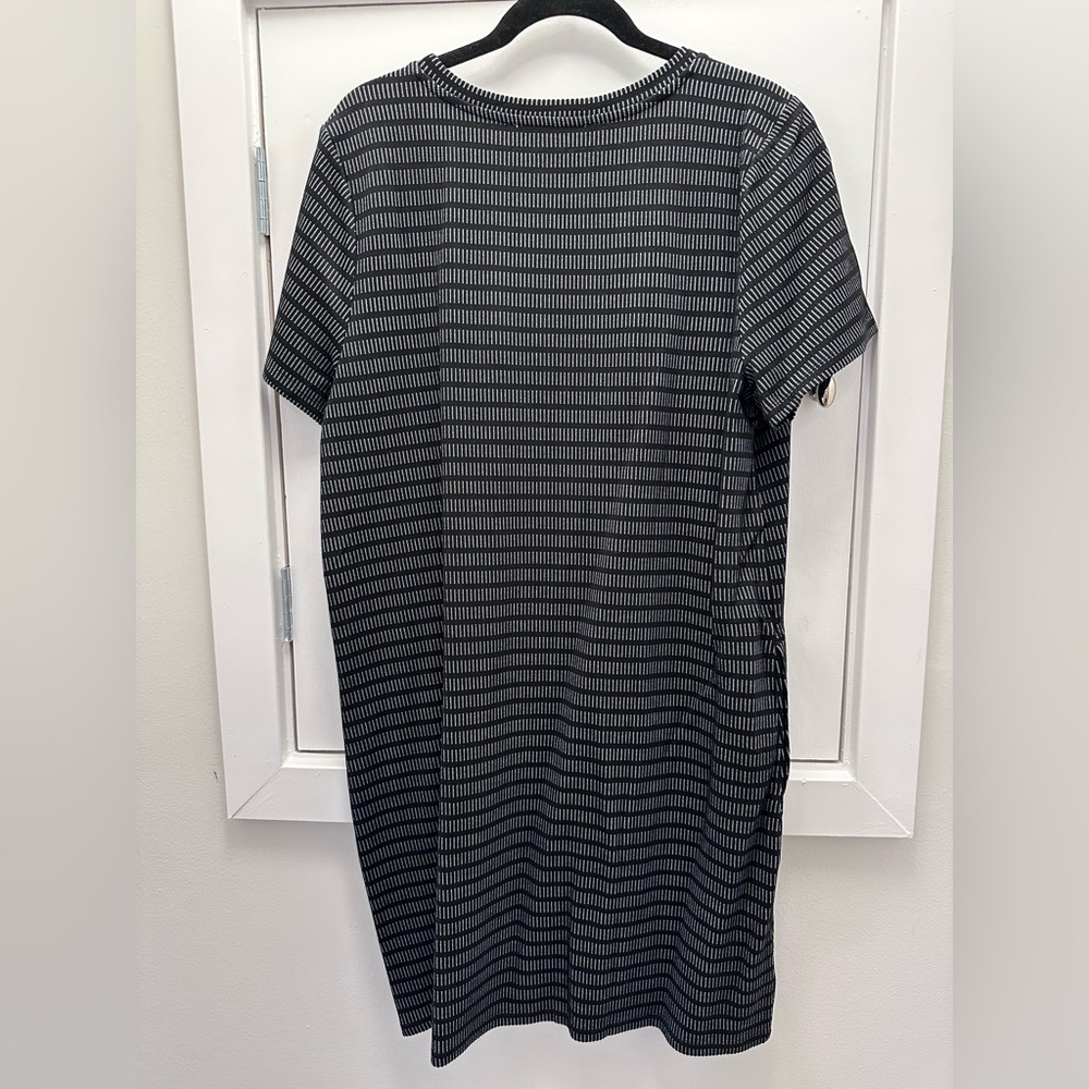 Black Patterned Dress - Picture 13 of 13